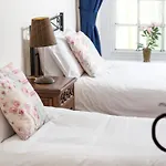 6 Bed In Workington Oc-sz327 * Lamplugh