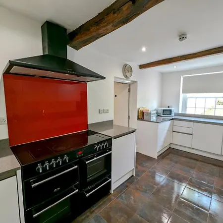 6 Bed In Workington Oc-sz327 Feriehus